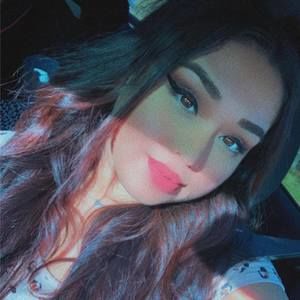 Meet your Posher, Jasmin